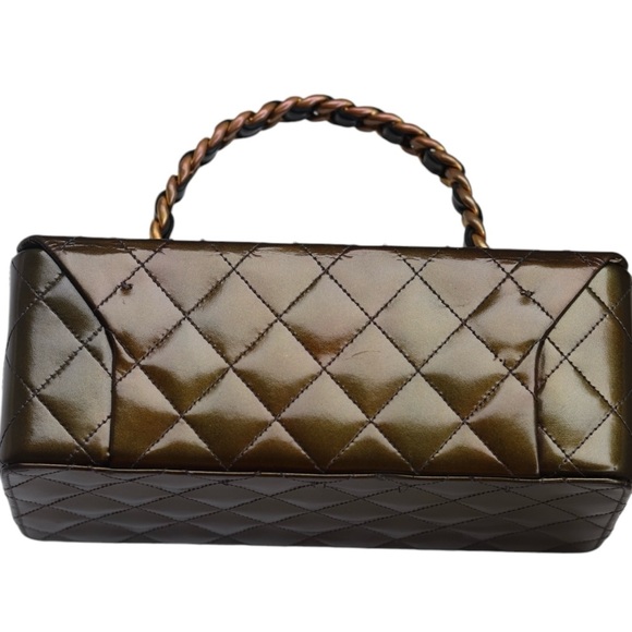 CHANEL Vintage Iridescent Olive Green Patent Leather Vanity Bag - Picture 7 of 15